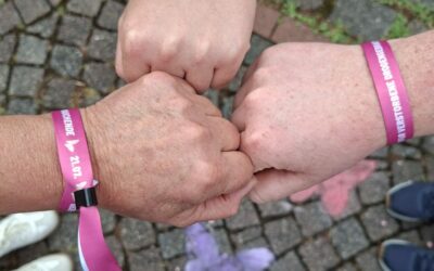 Kreideschmetterlinge zwischen den Eingängen